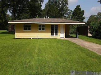 1321 N Woodcrest Ave, Denham Springs, LA 70726