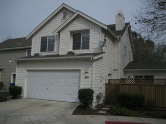 215 Pajaro Cir, Freedom, CA 95019