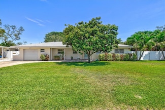 1324 Augusta Ln S, Saint Petersburg, FL 33707