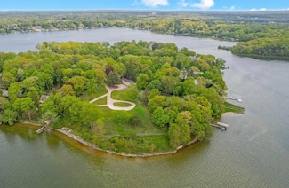 4545 N Hewitts Point Rd, Oconomowoc Lake, WI 53066