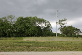 7123 N Water Oak Dr, Edwards, IL 61528