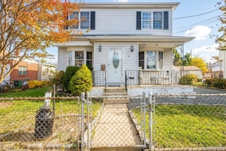 6 Nelson St, Elmont, NY 11003