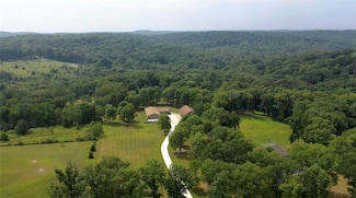 128 Mcginley Rd, Chicora, PA 16025