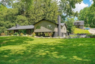 1300 Dannie Dr, Logan, OH 43138