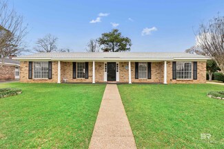 6304 Christopher Dr N, Mobile, AL 36609