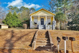 200 Bulwinkle Dr, Walhalla, SC 29691