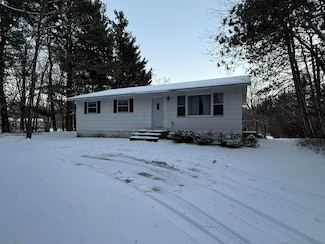 613 E Pontaluna Rd, Norton Shores, MI 49444