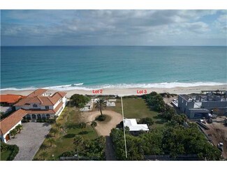 3746 Ocean Dr, Vero Beach, FL 32963
