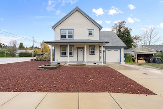 301 N Church St, Phoenix, OR 97535