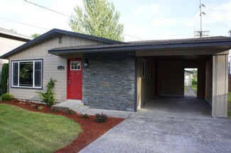 233 John St, Kelso, WA 98626