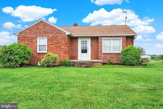 1013 Delta Rd, Red Lion, PA 17356