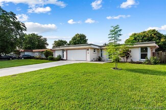 7102 NW 67th St, Tamarac, FL 33321