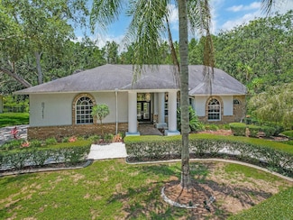 8711 Crescent Forest Blvd, New Port Richey, FL 34654