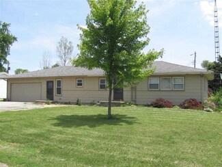 702 S Brackney St, Brookston, IN 47923