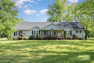 940 Hatchett Rd, Lincolnton, NC 28092