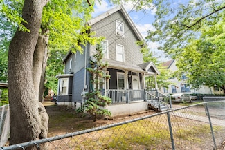 123 Hazel St, New Haven, CT 06511