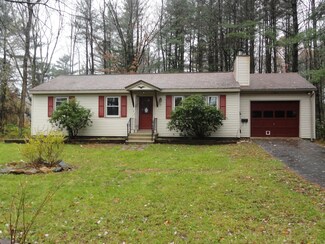 9 Squire Ln, Sheffield, MA 01257
