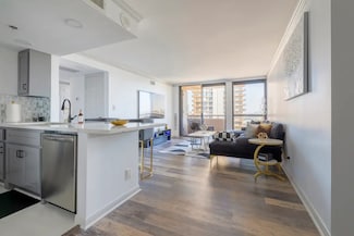 3525 Sage Rd Unit 1105, Houston, TX 77056