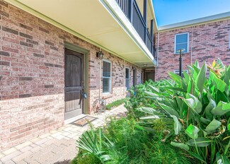 402 Postoffice St Unit 105, Galveston, TX 77550