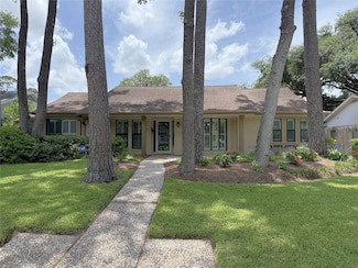 5007 Shady Nook Ct, Houston, TX 77018