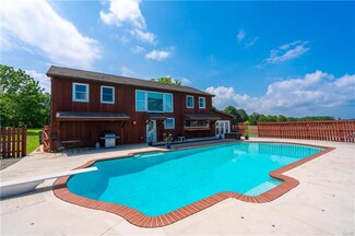 490 Siegfriedale Rd, Kutztown, PA 19530