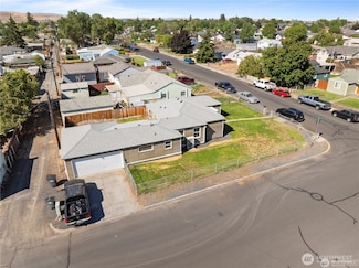 177 E St SE, Ephrata, WA 98823