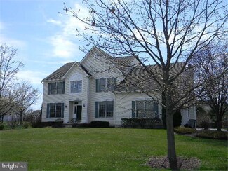 499 Glen Meadow Rd, Richboro, PA 18954