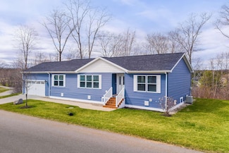 18 Settlement Loop, Kittery, ME 03904
