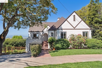 744 Coventry Rd, Kensington, CA 94707