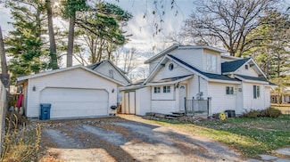 835 Craite Ave, Rice Lake, WI 54868