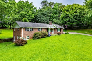 265 Robinson Dr, Carrollton, GA 30117