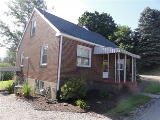 422 6th St, California, PA 15419