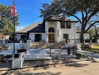 4627 Spyglass Dr, Dallas, TX 75287