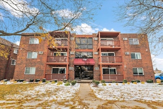 17528 71st Ave Unit 2D, Tinley Park, IL 60477