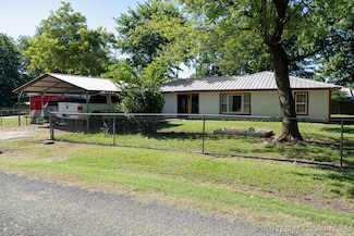 31580 E 684 Dr, Wagoner, OK 74467