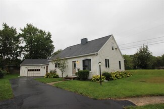 60 Collins Dr, Lafayette, IN 47904