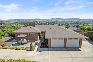 6908 Englewood Ave, Yakima, WA 98908