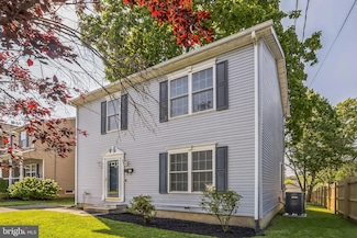 23 Lloyd St, Wilmington, DE 19804