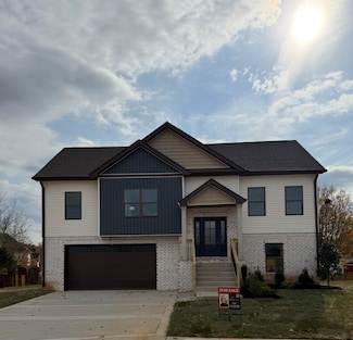 108 Apple Blossom Ct, Clarksville, TN 37042