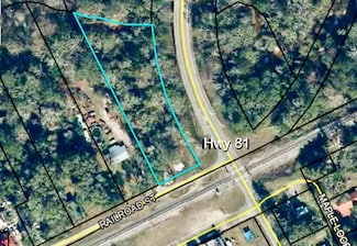 1719 Railroad St, Ponce de Leon, FL 32455