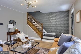 729 6th St, Lancaster, PA 17603