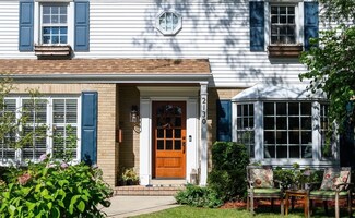 2130 Grove St, Glenview, IL 60025