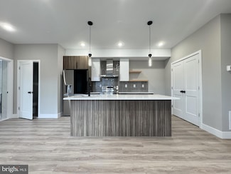 646 W Huntingdon St Unit 1, Philadelphia, PA 19133