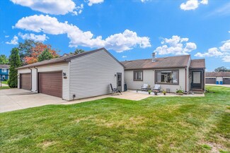 2720 Heritage Dr, Champaign, IL 61822