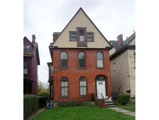142 Cottage St, Buffalo, NY 14201