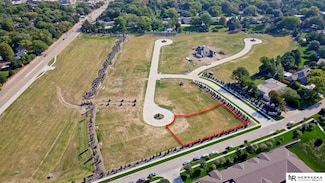 2201 Autumn Ct, Lincoln, NE 68512