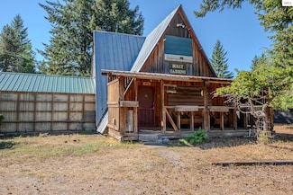1110 Roosevelt Rd, Bonners Ferry, ID 83805