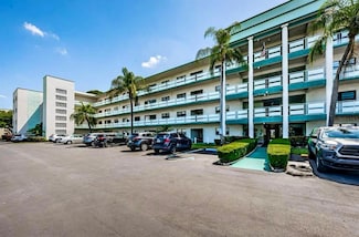 5970 80th St N Unit 405, Saint Petersburg, FL 33709