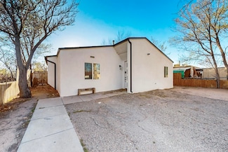 125 Sunset Place SW, Albuquerque, NM 87105