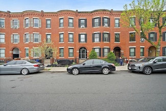 68 Florida St, Dorchester Center, MA 02124